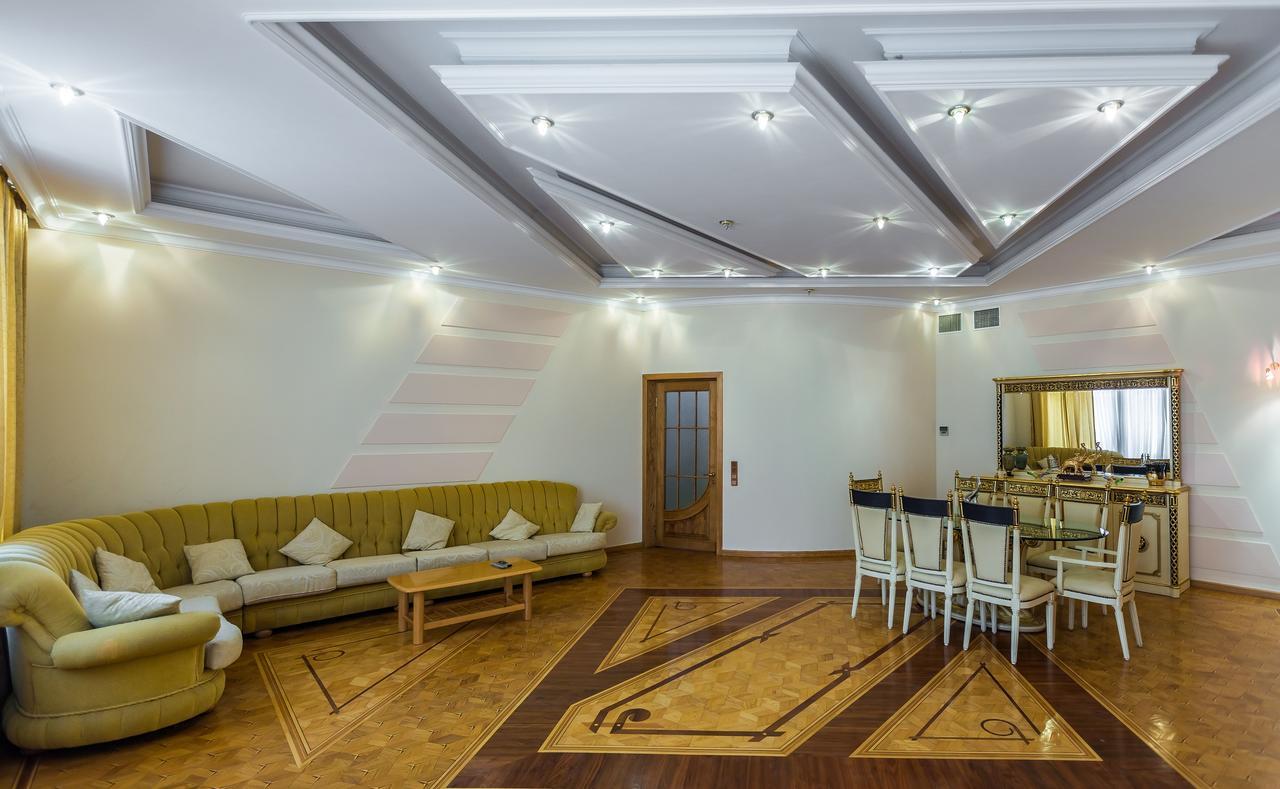 La Villa Hotel Баку Экстерьер фото